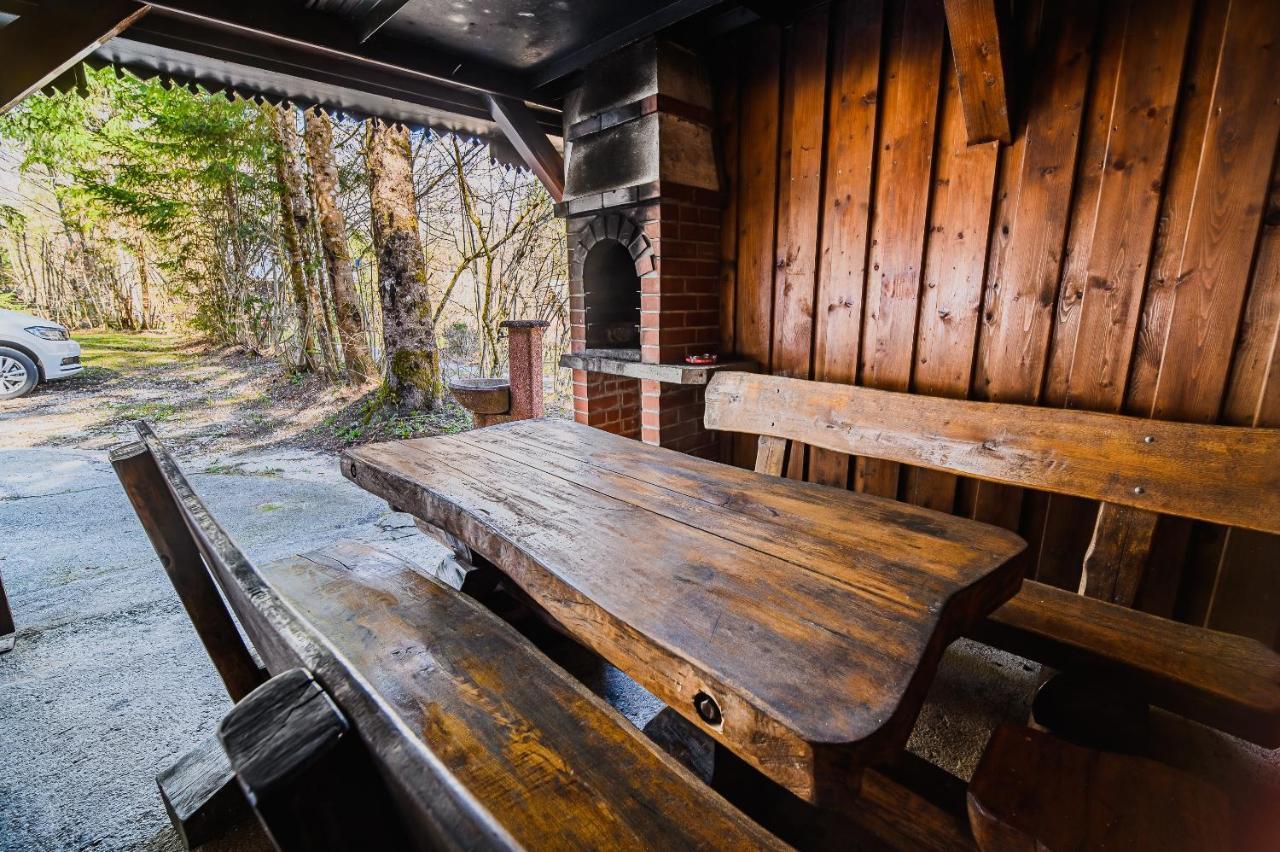 Holiday Home Kozorog Бохин Екстериор снимка
