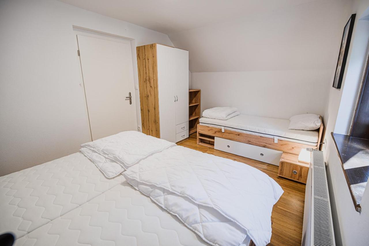 Holiday Home Kozorog Бохин Екстериор снимка