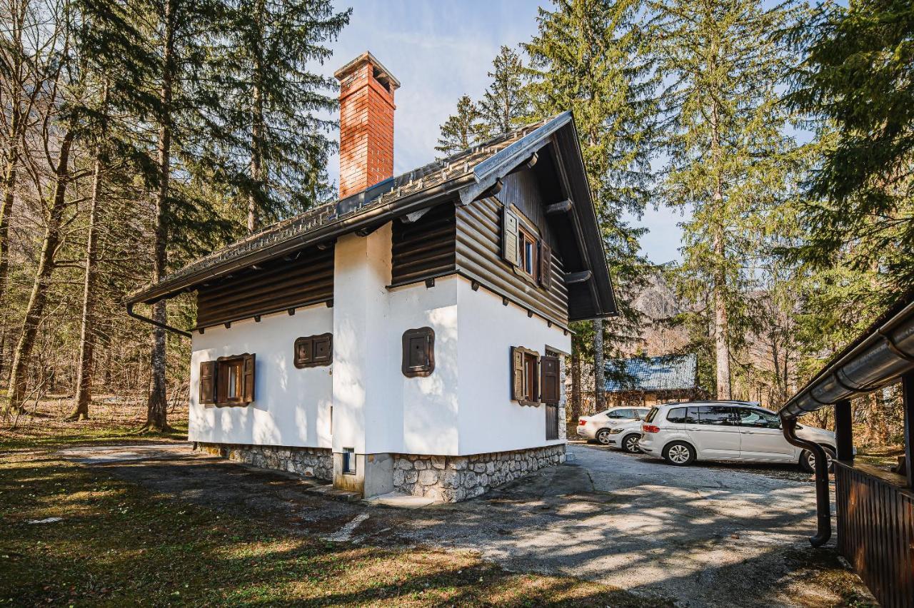 Holiday Home Kozorog Бохин Екстериор снимка