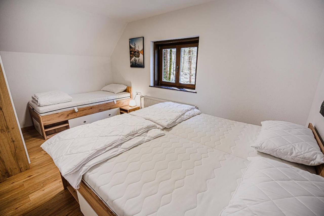 Holiday Home Kozorog Бохин Екстериор снимка