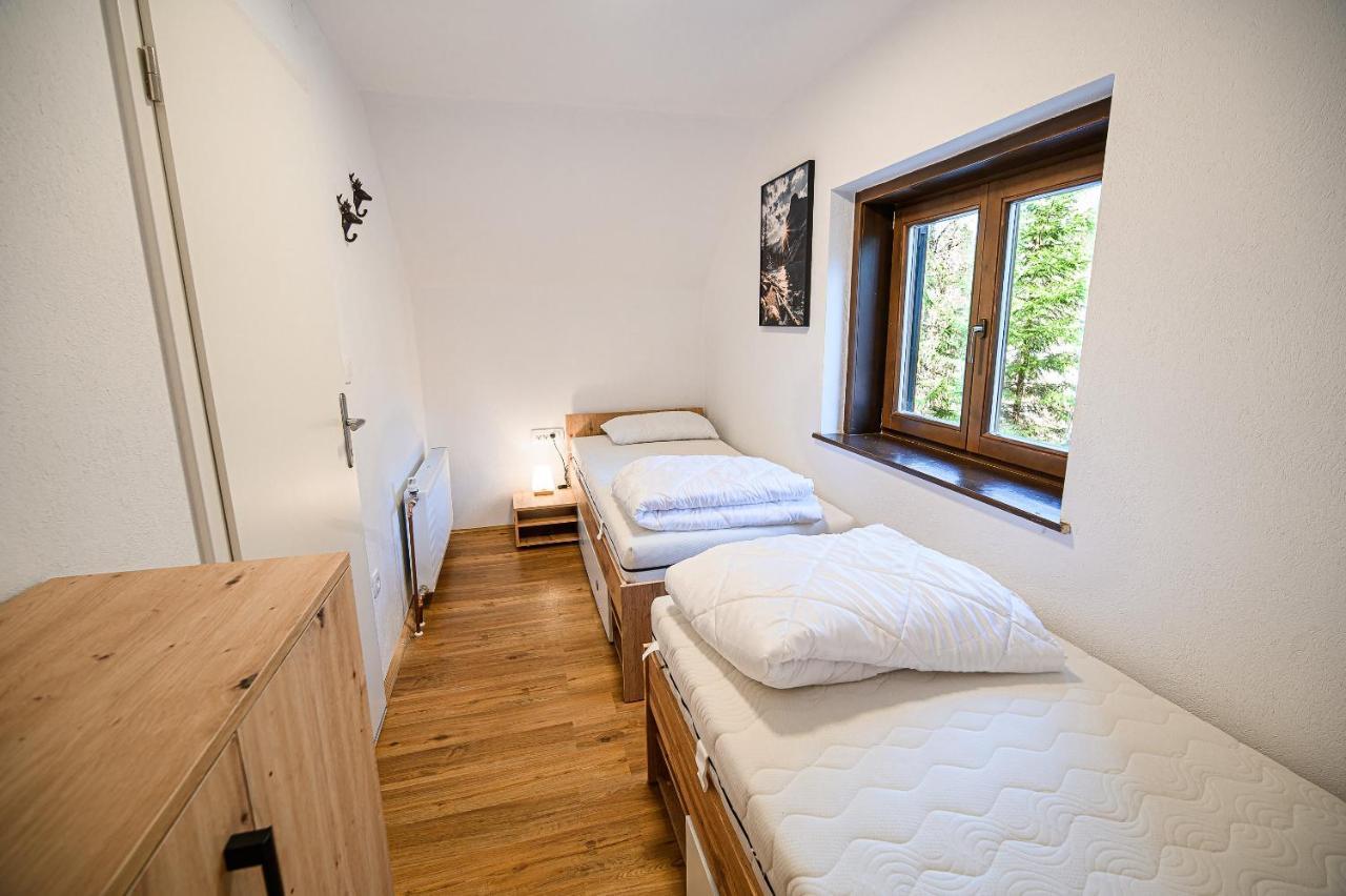 Holiday Home Kozorog Бохин Екстериор снимка